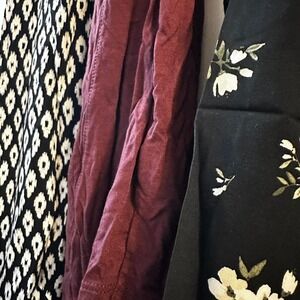 Old Navy Tank Top Bundle of Three Tops Floral Geometrical Solid Patterns Large